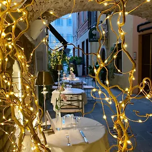  Inn Antica Dimora Desenzano Italy